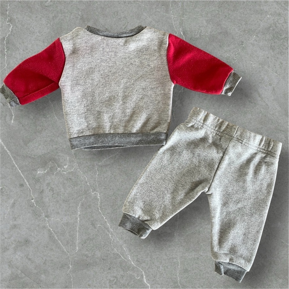 Infant 3-6mo Baby Yoda Sweatshirt and Pants Set - Picture 5 of 8